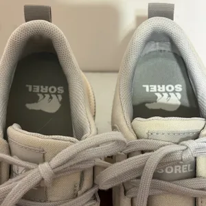 Sorel Out N About III Low Waterproof Sneakers Grey Sea Salt Womens‎ 6.5 thumbnail 5