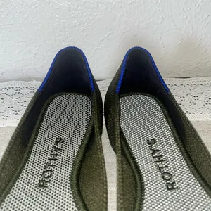 Women's Rothy's The Point Ballet Flat in Retired Olive Green Size 5 thumbnail 4