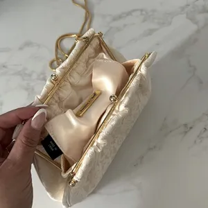 Preston&york crossbody purse EUC thumbnail 4