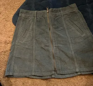 american eagle corduroy mini skirt‎ 00 thumbnail 1