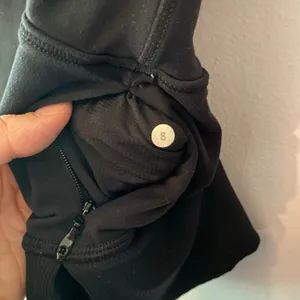 Lululemon Black Cowlneck Flurry Fighter Pullover Jacket Athleisure Women size 8 thumbnail 5