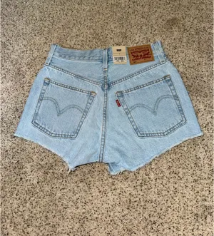 Levi’s 501 Denim Shorts thumbnail 2