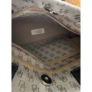 Dooney & Bourke Monogram Canvas Tote Bag Brown Leather‎ Trim Tassel Accent thumbnail 14