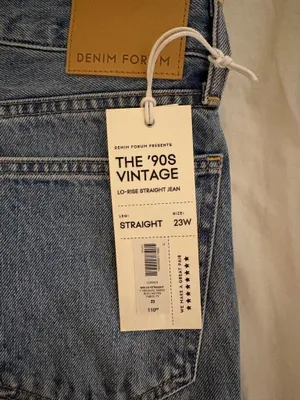 Aritzia Denim Forum the '90s Vintage Lo-Rise Straight Jeans thumbnail 4