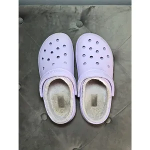 CROCS Purple Lined Clogs in Light Lavender Womens 8 Mens 6 thumbnail 10