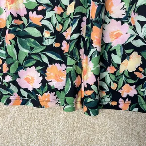 Lila Rose Floral tropical mini dress‎ dark floral stretchy sleeves large beach imperfect thumbnail 9