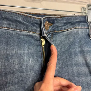 NWT Stitch Fix Sts Blue Molly High Rise Short Style ES3128GA1 Blue Size 37/24‎ thumbnail 4