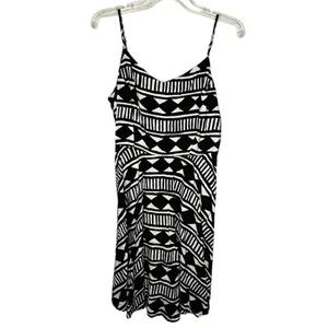 Old Navy Dress thumbnail 2