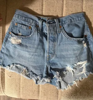 Levi’s Shorts thumbnail 1