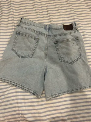 Hidden Jeans Shorts High-Rise Jean thumbnail 4