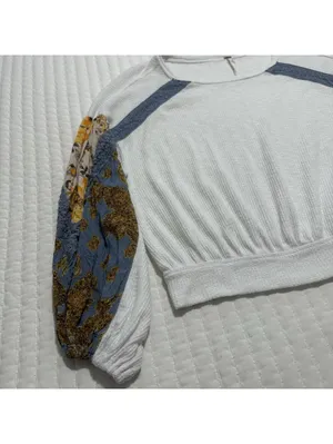 Free People M Medium White & Blue Shirt Top Floral Print Balloon Sleeves Boho thumbnail 11