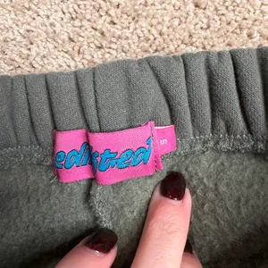 Edikted‎ Joni Green Sweatpants Size Small thumbnail 4