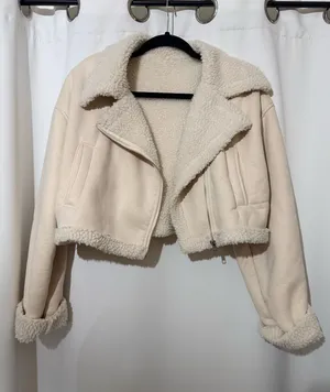 (L) Shein Jacket Cropped  thumbnail 1