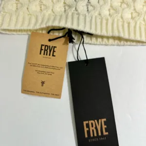 Frye White Cable Knit Beanie Hat Leather Logo Patch One Size thumbnail 3