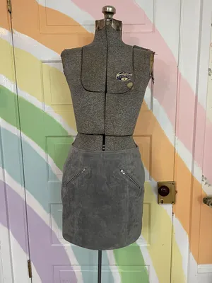 BLANKNYC Suede Leather A-Line Mini Skirt Fog Gray Moto Zip Pockets Sz 26 💚🎀 thumbnail 3