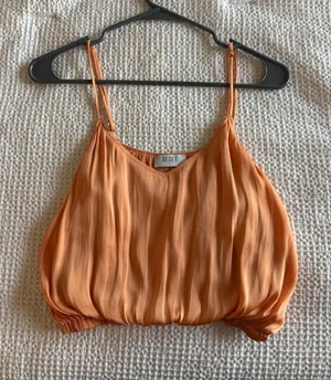 Boutique top thumbnail 1