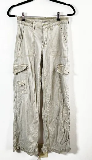 American Eagle Women's Green Cargo Pants Sz 00‎ Utility Streetwear Y2K thumbnail 1