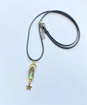 Handmade cute boho beach shell flip flops sandal necklace🌟 thumbnail 5