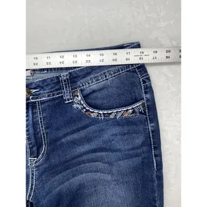 Shyanne‎ Jeans Women's 39 Medium Wash Blue Embroidered Pockets boot cut thumbnail 3