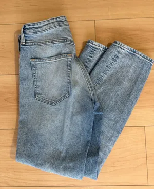 H&M Jeans High-Waisted thumbnail 1