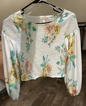 Gianni Bini top thumbnail 1