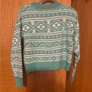 American Eagle NWT XS sweater thumbnail 3