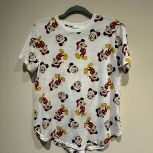 Disney Mickey Mouse Christmas T-shirt size XL thumbnail 2
