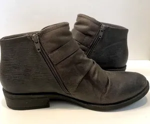 Baretraps- Black Ankle Bootie Style Yulia with Silver Buckle Detail- Size 8.5 thumbnail 5