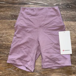 Lululemon Align Biker Short High Rise 6” Lavender Lux Size 2 NWT thumbnail 2