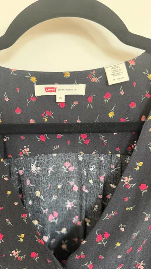 XS Levi’s Midi Dress with buttons  thumbnail 2