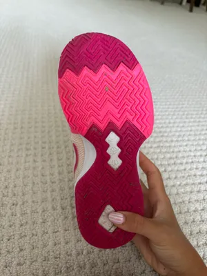 Women’s Basketball Shoes Nike thumbnail 5