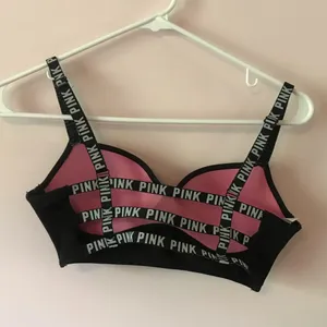 Pink Sports bra thumbnail 2