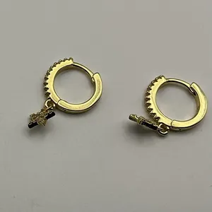 18K Gold Plated 925 Sterling Silver Pavé Star Huggie Hoop Earrings thumbnail 2