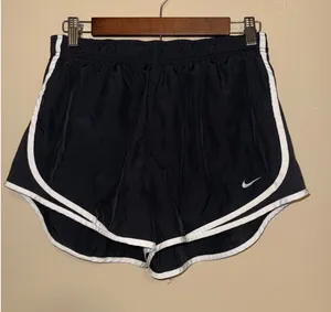 Nike Dri-FIT Tempo Running Shorts Black White Womens Large 3 Inch Inseam workout thumbnail 1