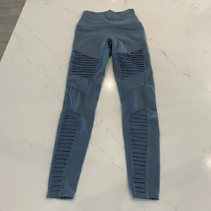 Alo Yoga High-Waist Moto‎ Leggings Size XS thumbnail 3