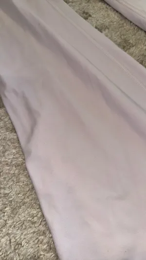 Aritzia TNA Lilac Flare leggings thumbnail 4