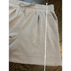 Zella ZellaSoft Luxe High Waist Knit Shorts Heather Grey 30" L/XL Bouncy Fabric thumbnail 4