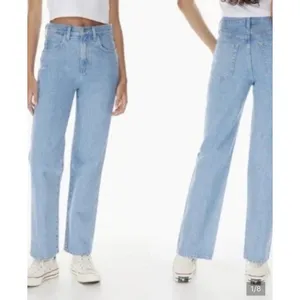 Sunday Best Aritzia Jeans Sz 8 Cowboy Light Blue Straight Leg Jeans thumbnail 2