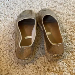 DV Dolce Vita for Target Canvas Gold Metallic Flat Espadrilles Shoes Size 9 thumbnail 5