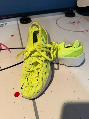 Nike Women’s Space Hippie 04 Sneakers refresh volt thumbnail 4