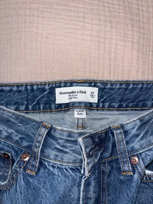Abercrombie Jeans High-Rise thumbnail 2