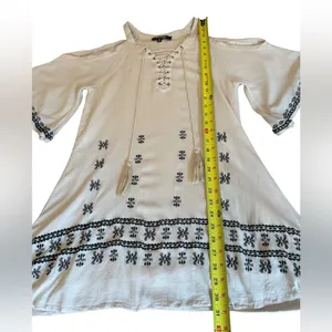 Lulus To the Sea Light Beige Embroidered Cold Shoulder Dress Womens Size Medium thumbnail 14