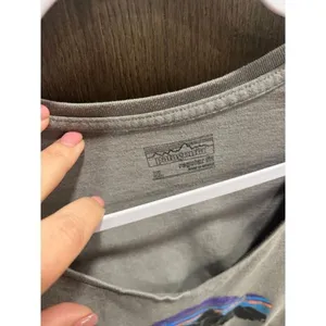 Patagonia woman’s short sleeve shirt‎ XL thumbnail 3