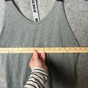 Nike Dri Fir Women's Small lightweight athletic Heather Gray Tank Top‎ thumbnail 4