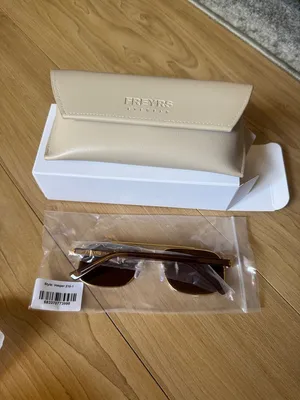 Freyrs Vesper Sunglasses Gold thumbnail 2