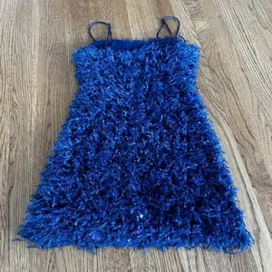 Urban Outfitters Purple feather dress thumbnail 4