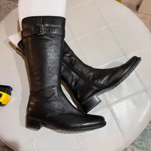 Gabor Black Leather Riding‎ Boots Buckle Detail Rubber Sole MRSP $235-Size 6.5 thumbnail 4