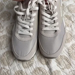 Reebok Glide Low Perfect Fit Suede Lace Up Womens Sneaker In Stone 11 Us 42.5 Eu thumbnail 3