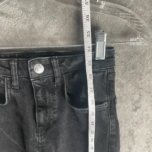 ZARA High Rise Straight Leg Jeans Women’s 0 Black Denim Raw Hem Y2K Dark Grunge thumbnail 6