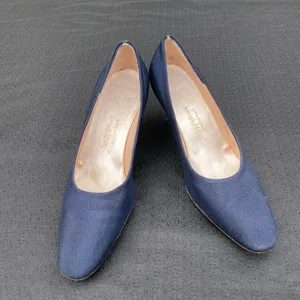 💙 Vintage 1950s or 60s Saks Fifth Avenue Fenton Last Size 7 Navy Blue Kitten Heels Pumps 💙 thumbnail 16